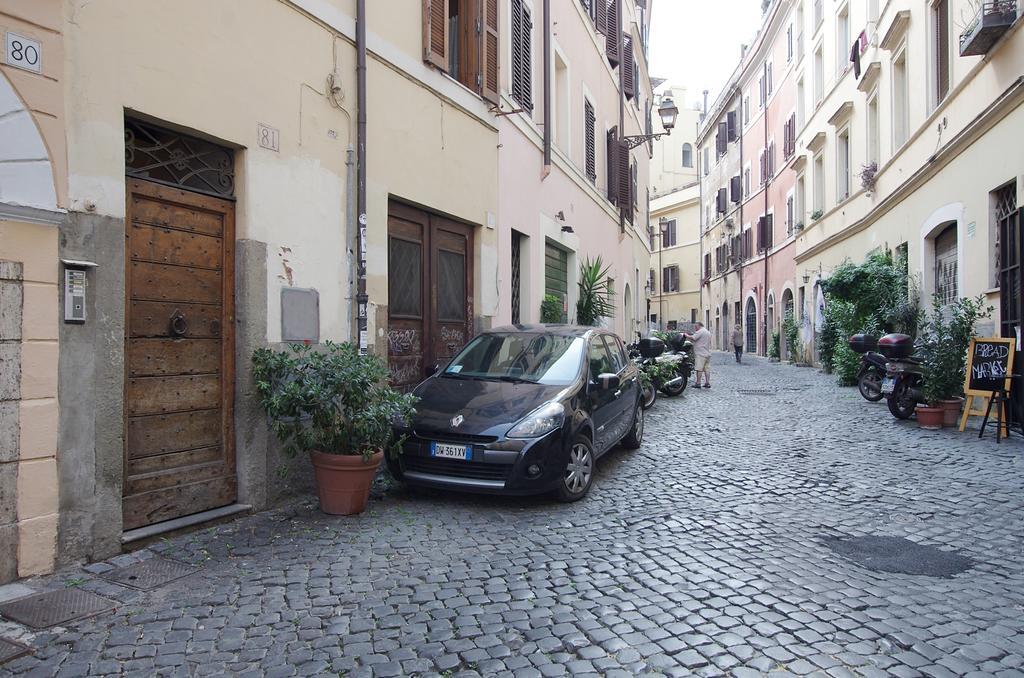 Vacanze Romane Centro Storico Trastevere Apartment Bilik gambar
