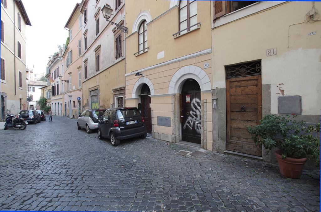 Vacanze Romane Centro Storico Trastevere Apartment Bilik gambar