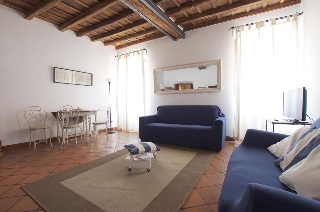 Vacanze Romane Centro Storico Trastevere Apartment Bilik gambar