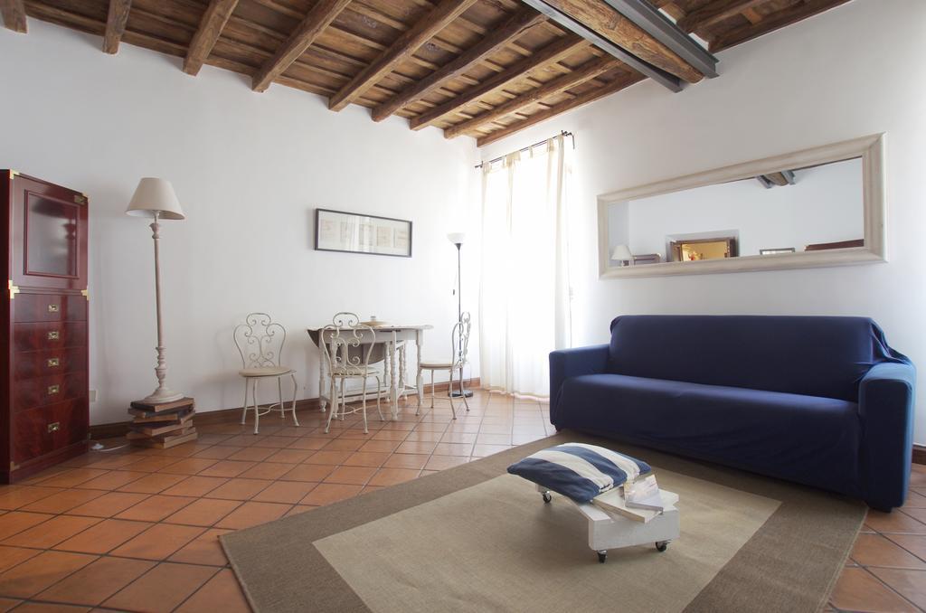 Vacanze Romane Centro Storico Trastevere Apartment Bilik gambar